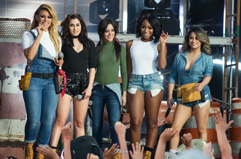 fifth-harmony-perform-on-jimmy-kimmel-live-2016-billboard-1548-768x508